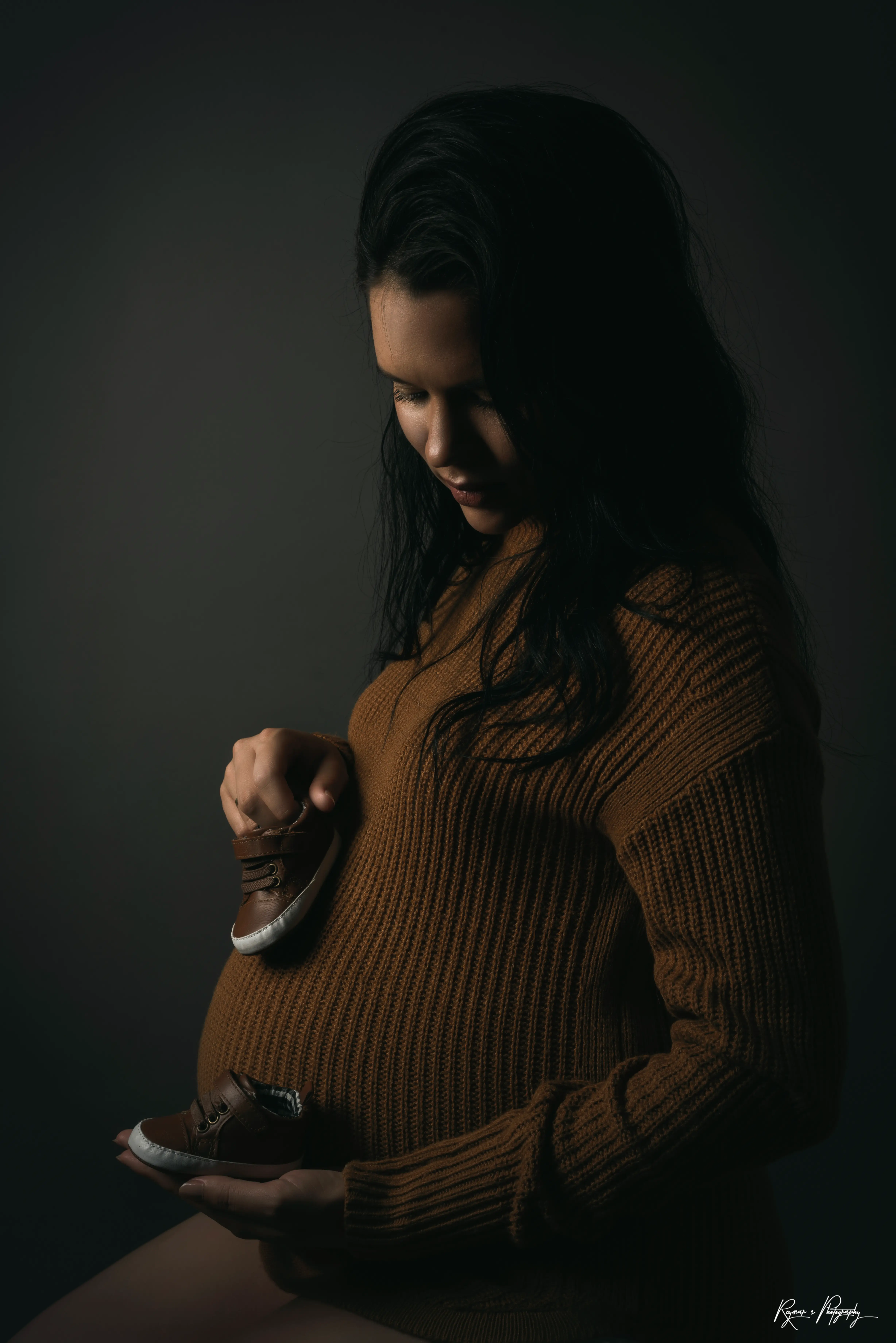 Marilia low key looking left